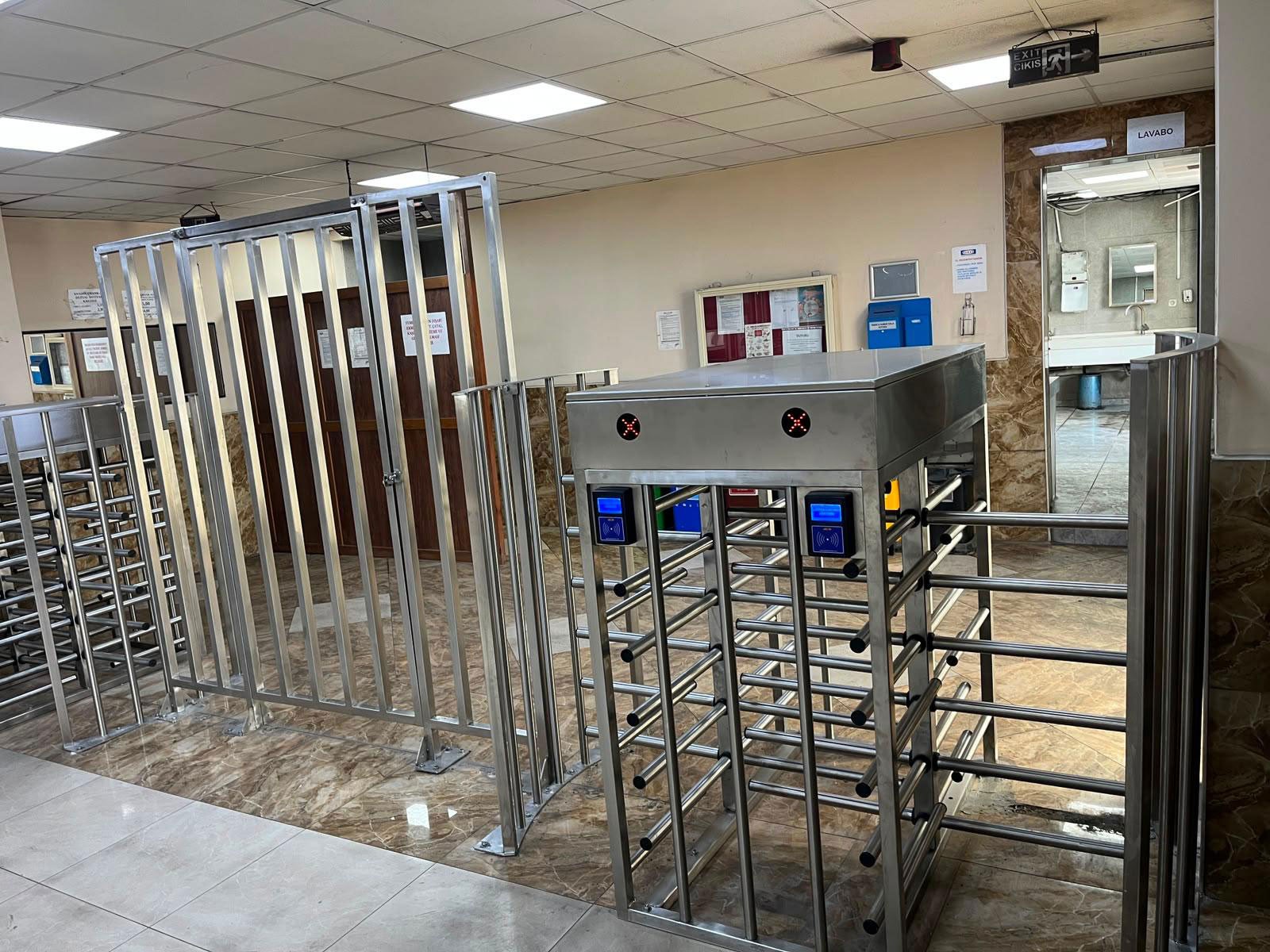 Mercedes-Benz Türk Aksaray Truck Factory Cafeteria Full-Height Turnstile & Card Access Project
